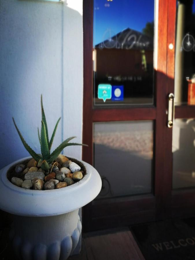 Old House Lodge Beaufort West Exteriér fotografie