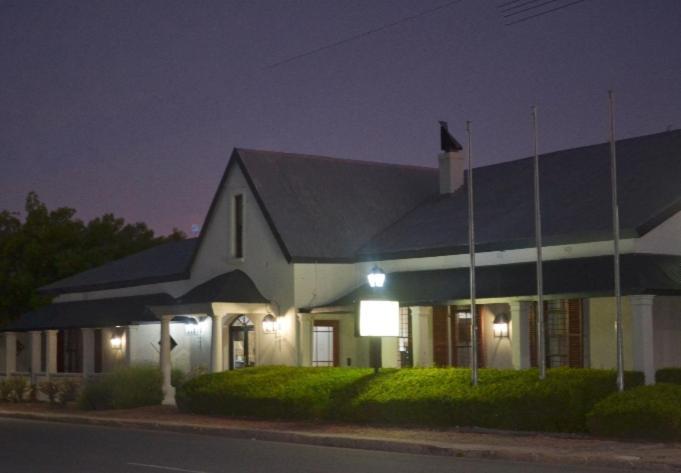 Old House Lodge Beaufort West Exteriér fotografie